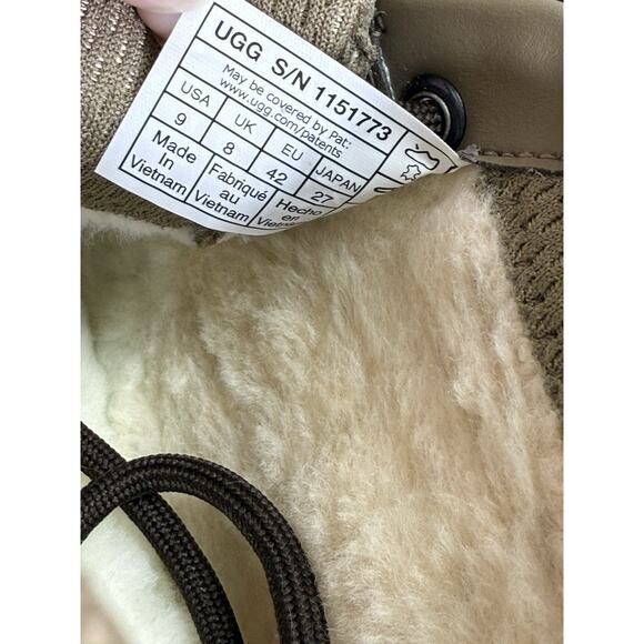 UGG BURLEIGH CHUKKA ANTILOPE SUEDE SHEEPSKIN MEN'S LACE UP BOOTS SIZE 10 - Picture 4 of 6